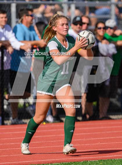 Thumbnail 3 in Seaford vs. Babylon (Long Island Class B Final) photogallery.