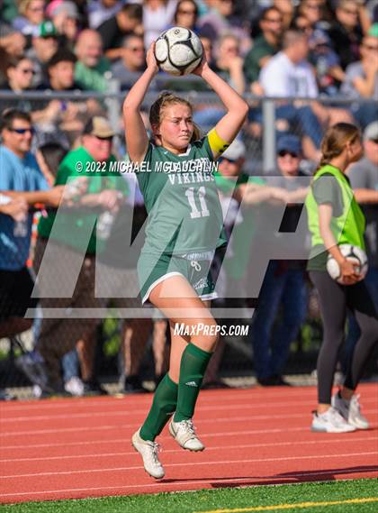 Thumbnail 1 in Seaford vs. Babylon (Long Island Class B Final) photogallery.