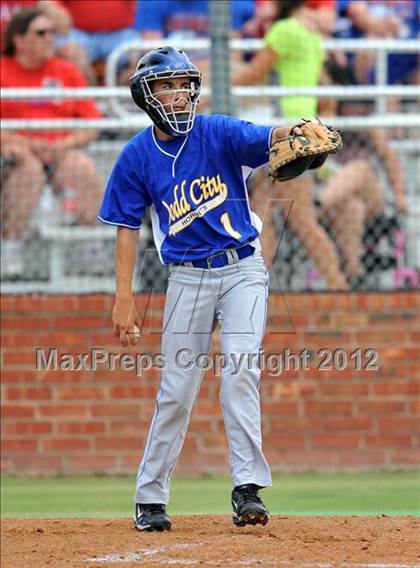 Thumbnail 1 in Gorman vs Dodd City (UIL 1A Region 2 semifinals) photogallery.