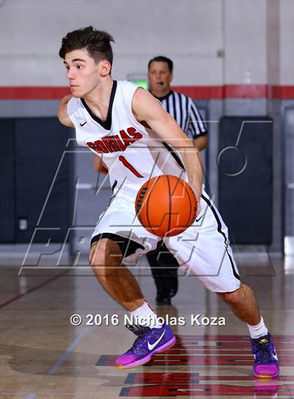 Thumbnail 3 in Oakwood vs. Righetti (Hart Tournament) photogallery.