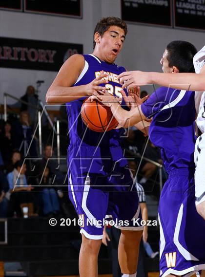 Thumbnail 1 in Oakwood vs. Righetti (Hart Tournament) photogallery.
