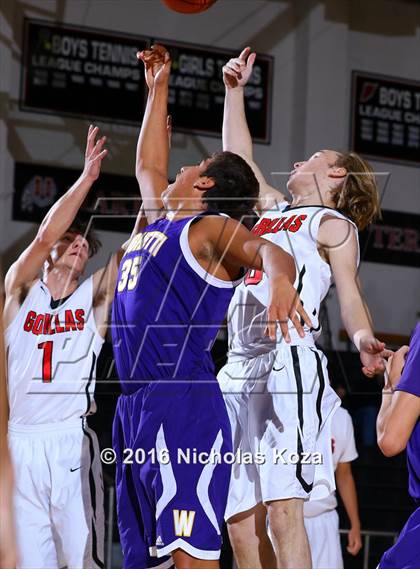 Thumbnail 3 in Oakwood vs. Righetti (Hart Tournament) photogallery.