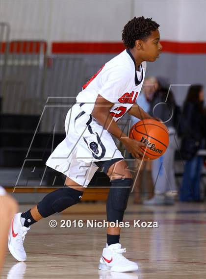 Thumbnail 3 in Oakwood vs. Righetti (Hart Tournament) photogallery.