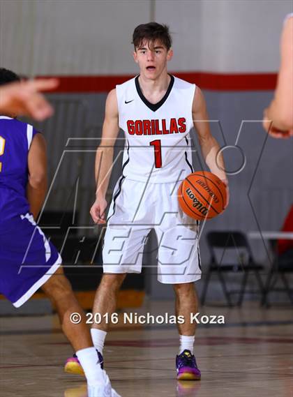 Thumbnail 3 in Oakwood vs. Righetti (Hart Tournament) photogallery.