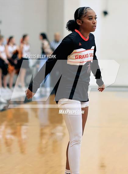 Thumbnail 1 in Grand Saline vs Eustace photogallery.