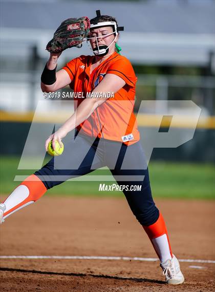 Thumbnail 1 in JSerra Catholic @ Chatsworth photogallery.