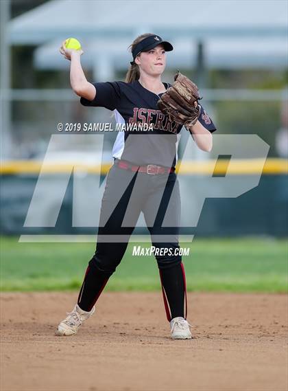 Thumbnail 3 in JSerra Catholic @ Chatsworth photogallery.