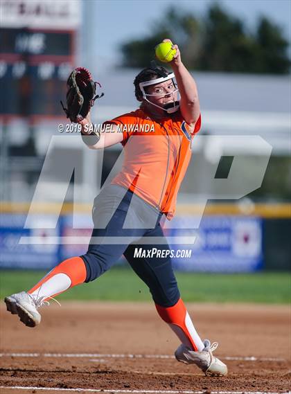 Thumbnail 1 in JSerra Catholic @ Chatsworth photogallery.