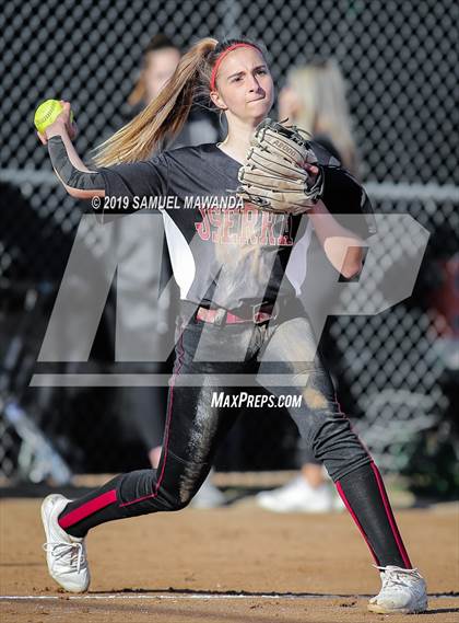 Thumbnail 2 in JSerra Catholic @ Chatsworth photogallery.