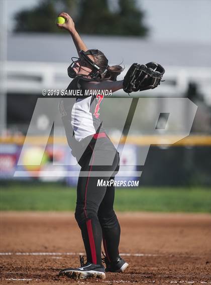 Thumbnail 1 in JSerra Catholic @ Chatsworth photogallery.
