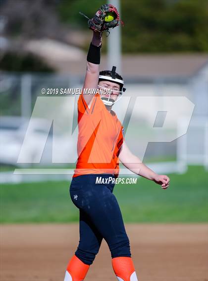 Thumbnail 2 in JSerra Catholic @ Chatsworth photogallery.