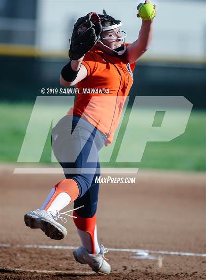 Thumbnail 2 in JSerra Catholic @ Chatsworth photogallery.