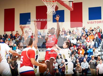 Thumbnail 3 in Spartanburg Day's Zion Williamson  photogallery.