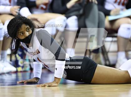 Thumbnail 2 in Sterling vs Lutheran (CHSAA 3A 1st Round) photogallery.