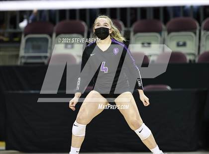 Thumbnail 3 in Sterling vs Lutheran (CHSAA 3A 1st Round) photogallery.