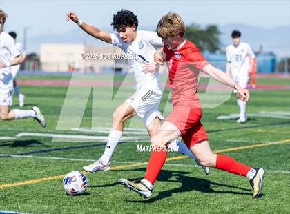 Thumbnail 2 in Carlmont vs. St. Ignatius College Preparatory (CCS Division II Round 1) photogallery.