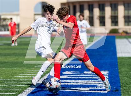 Thumbnail 3 in Carlmont vs. St. Ignatius College Preparatory (CCS Division II Round 1) photogallery.