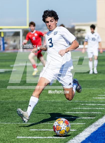 Thumbnail 3 in Carlmont vs. St. Ignatius College Preparatory (CCS Division II Round 1) photogallery.
