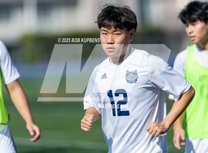 Thumbnail 1 in Carlmont vs. St. Ignatius College Preparatory (CCS Division II Round 1) photogallery.