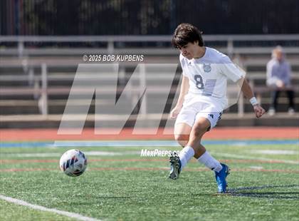 Thumbnail 3 in Carlmont vs. St. Ignatius College Preparatory (CCS Division II Round 1) photogallery.