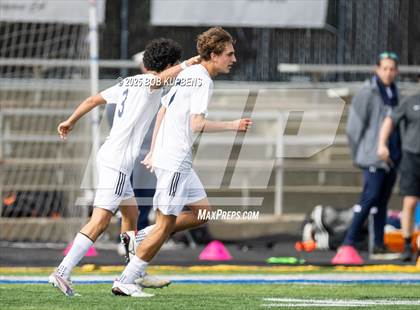 Thumbnail 2 in Carlmont vs. St. Ignatius College Preparatory (CCS Division II Round 1) photogallery.