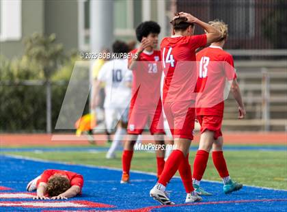 Thumbnail 1 in Carlmont vs. St. Ignatius College Preparatory (CCS Division II Round 1) photogallery.