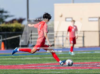 Thumbnail 1 in Carlmont vs. St. Ignatius College Preparatory (CCS Division II Round 1) photogallery.