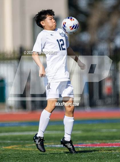 Thumbnail 3 in Carlmont vs. St. Ignatius College Preparatory (CCS Division II Round 1) photogallery.