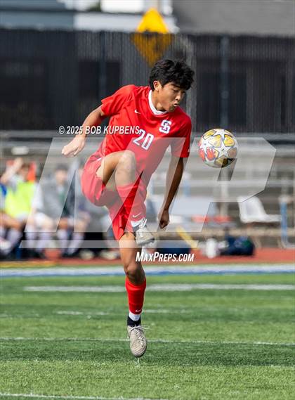 Thumbnail 2 in Carlmont vs. St. Ignatius College Preparatory (CCS Division II Round 1) photogallery.
