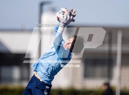 Thumbnail 2 in Carlmont vs. St. Ignatius College Preparatory (CCS Division II Round 1) photogallery.
