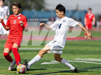 Thumbnail 2 in Carlmont vs. St. Ignatius College Preparatory (CCS Division II Round 1) photogallery.
