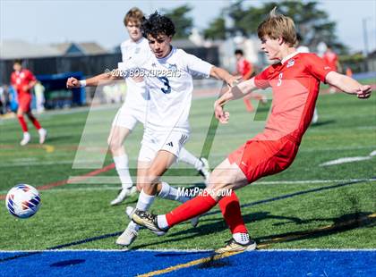 Thumbnail 3 in Carlmont vs. St. Ignatius College Preparatory (CCS Division II Round 1) photogallery.