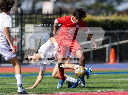 Thumbnail 3 in Carlmont vs. St. Ignatius College Preparatory (CCS Division II Round 1) photogallery.