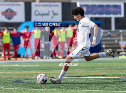 Thumbnail 2 in Carlmont vs. St. Ignatius College Preparatory (CCS Division II Round 1) photogallery.