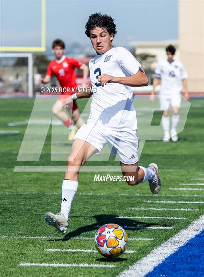 Thumbnail 1 in Carlmont vs. St. Ignatius College Preparatory (CCS Division II Round 1) photogallery.