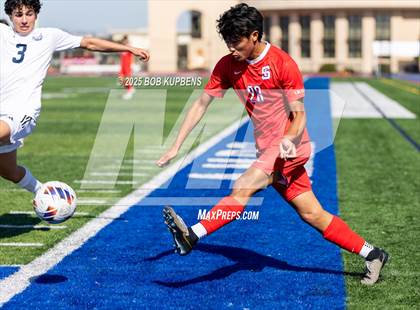 Thumbnail 1 in Carlmont vs. St. Ignatius College Preparatory (CCS Division II Round 1) photogallery.