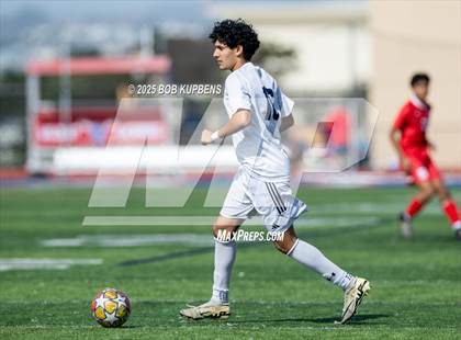 Thumbnail 3 in Carlmont vs. St. Ignatius College Preparatory (CCS Division II Round 1) photogallery.