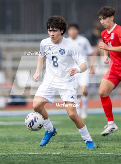 Thumbnail 3 in Carlmont vs. St. Ignatius College Preparatory (CCS Division II Round 1) photogallery.