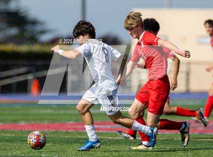 Thumbnail 2 in Carlmont vs. St. Ignatius College Preparatory (CCS Division II Round 1) photogallery.