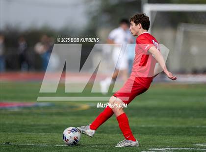 Thumbnail 1 in Carlmont vs. St. Ignatius College Preparatory (CCS Division II Round 1) photogallery.