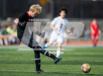 Thumbnail 1 in Carlmont vs. St. Ignatius College Preparatory (CCS Division II Round 1) photogallery.