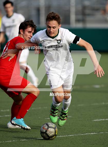 Thumbnail 2 in Burlingame @ De La Salle (CIF NorCal Regional D1 Quarterfinal) photogallery.