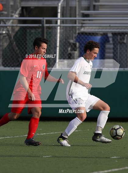 Thumbnail 1 in Burlingame @ De La Salle (CIF NorCal Regional D1 Quarterfinal) photogallery.