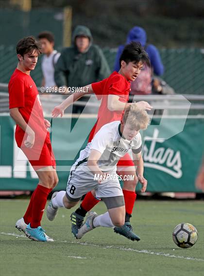 Thumbnail 3 in Burlingame @ De La Salle (CIF NorCal Regional D1 Quarterfinal) photogallery.