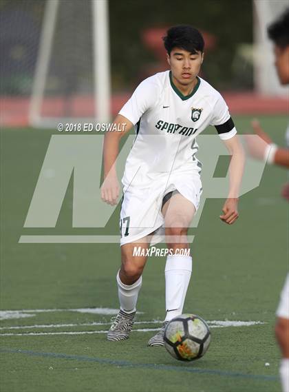 Thumbnail 1 in Burlingame @ De La Salle (CIF NorCal Regional D1 Quarterfinal) photogallery.