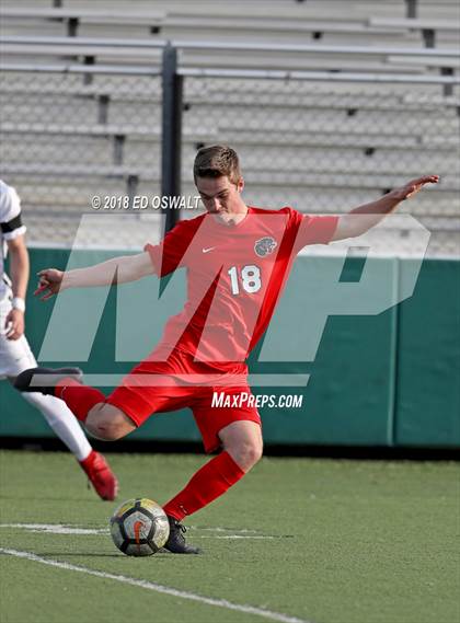 Thumbnail 1 in Burlingame @ De La Salle (CIF NorCal Regional D1 Quarterfinal) photogallery.