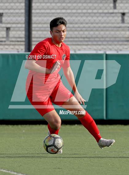 Thumbnail 3 in Burlingame @ De La Salle (CIF NorCal Regional D1 Quarterfinal) photogallery.