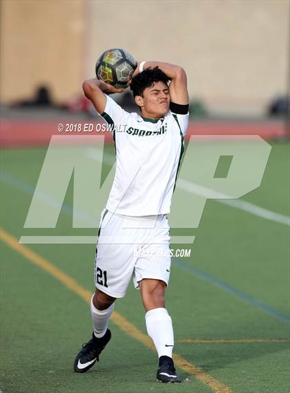 Thumbnail 1 in Burlingame @ De La Salle (CIF NorCal Regional D1 Quarterfinal) photogallery.