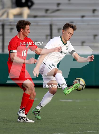 Thumbnail 2 in Burlingame @ De La Salle (CIF NorCal Regional D1 Quarterfinal) photogallery.