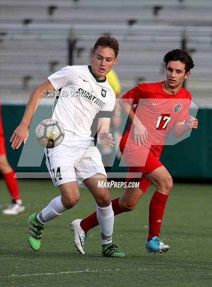 Thumbnail 3 in Burlingame @ De La Salle (CIF NorCal Regional D1 Quarterfinal) photogallery.